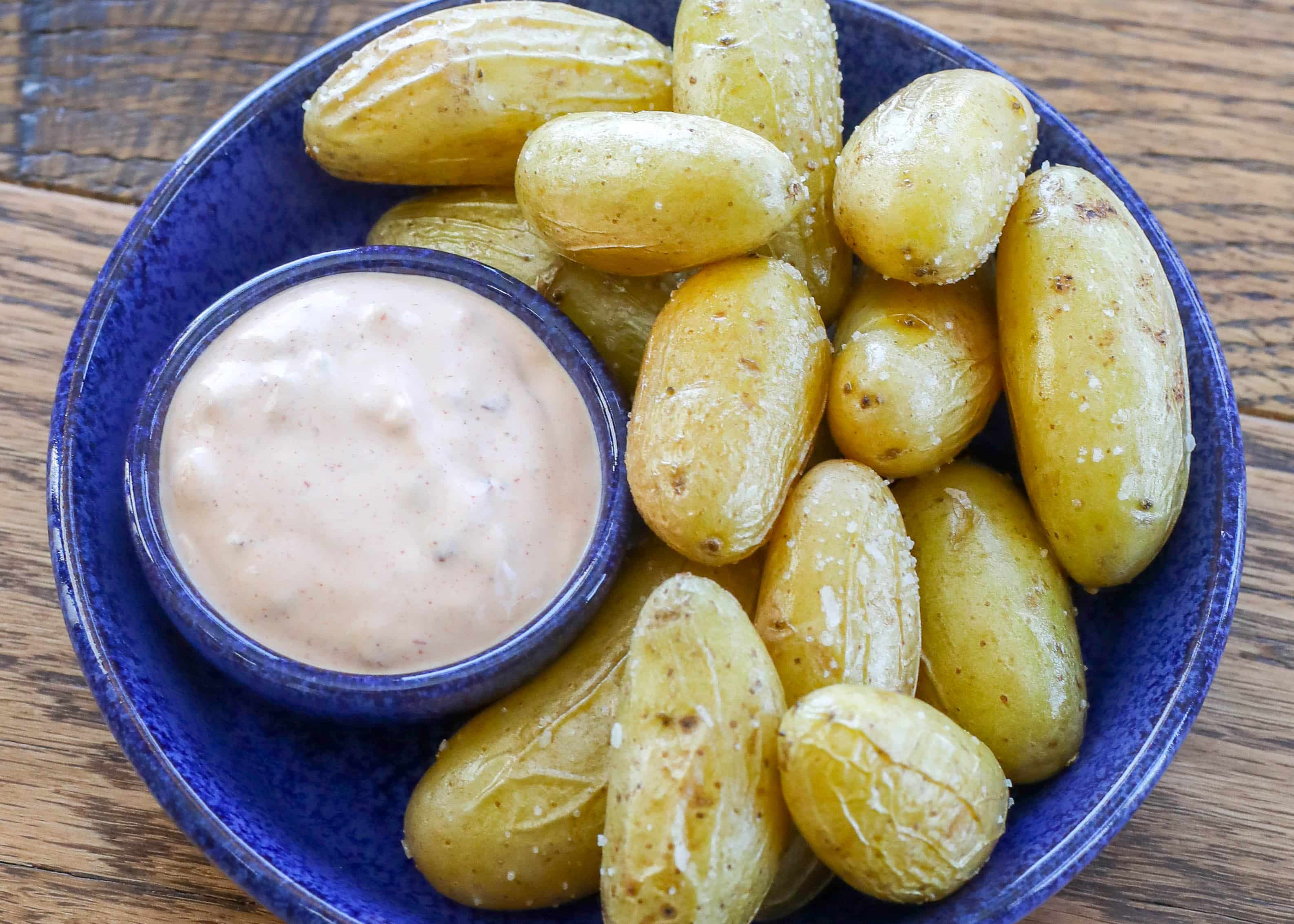 Crispy Fingerling Potatoes: Kid-Approved Side with Garlic Heat